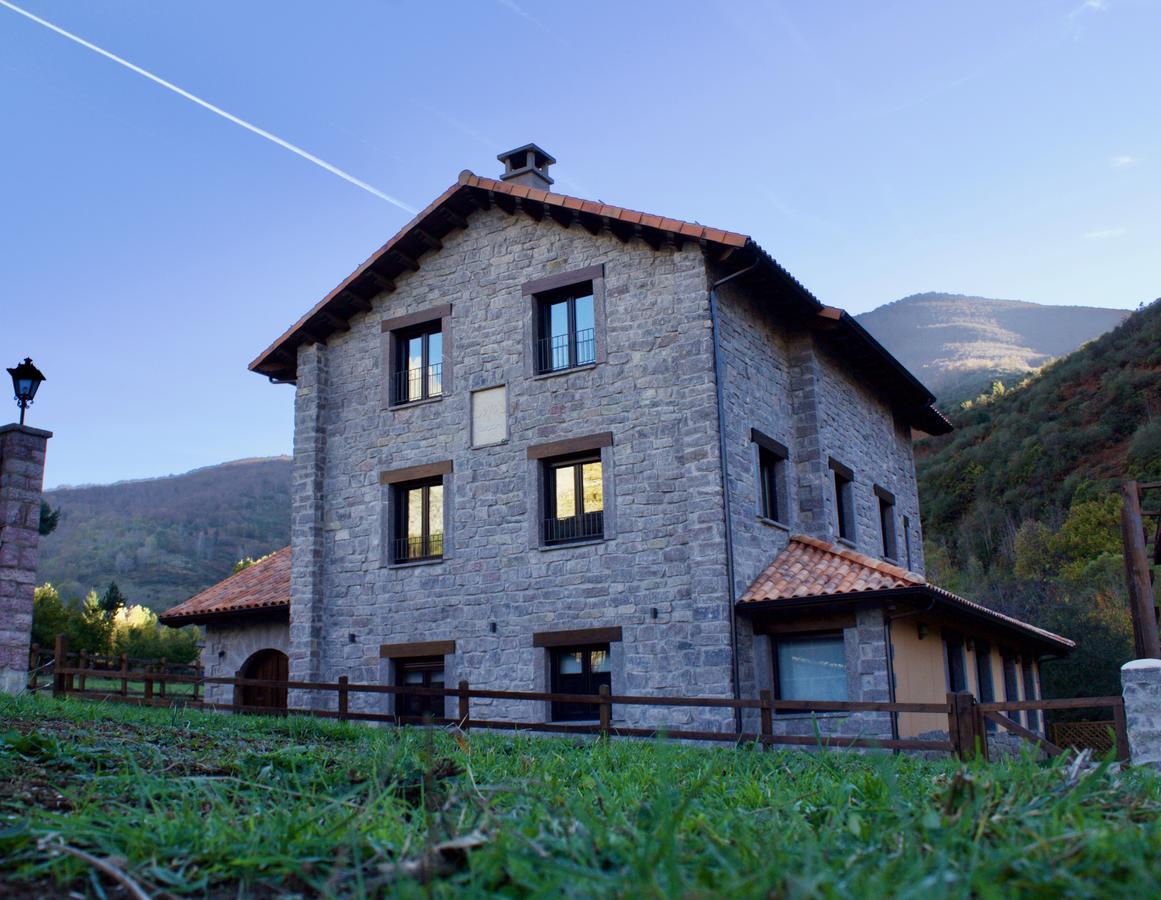 Hotel Eigon Posada De Valdeon Exterior foto